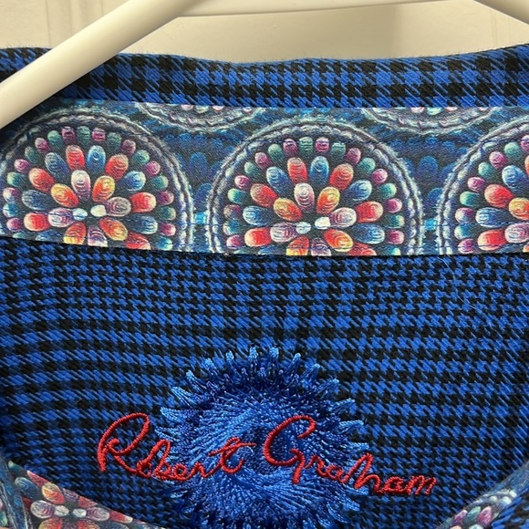 Robert‎ Graham Blue Plaid Long Sleeve Button Down - Picture 2 of 8